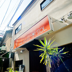 Cafe and bar SOL 梅田の外観1