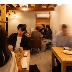 ヤミーメコン 春日店の雰囲気2