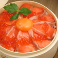 料理メニュー写真&nbsp;サーモンいくらせいろご飯