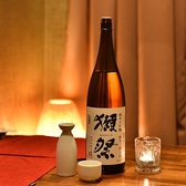 多くのお客様のご希望に添えられるよう、多種多様なお酒を、特に『日本酒』『焼酎』は数多くご用意しております。『浦霞』『久保田 千寿』などイチ押しの日本酒をはじめ豊富な種類をご用意しております。