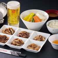 様々ジンギスカンを食べくらべ