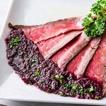 【完全個室完備】ラウンジ風のおしゃれなフロアでゆったりと美味しいお料理とお酒をご堪能下さい。