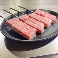 牛肉を使った料理や、様々な鉄板焼きをご提供！