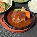 料理メニュー写真&nbsp;デミソースのハンバーグ