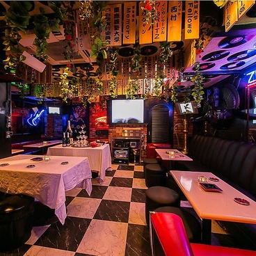 Le Casterl ルーキャステル 新宿店の雰囲気1