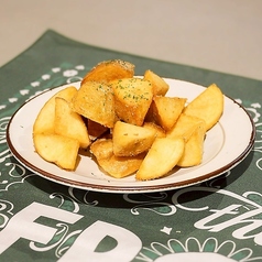 自家製ポテトフライ