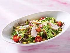 チキンとコーンのサラダ