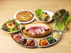 麻布十番 豚とんびょうしのコース写真