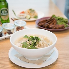 茹で鶏のライスヌードル