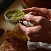 【この道一筋の職人の織り成す技】