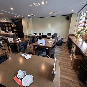 マニータイ ことに店の雰囲気1