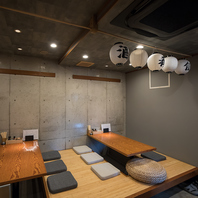 広々としたテーブル席や掘りごたつのお席もご用意◎