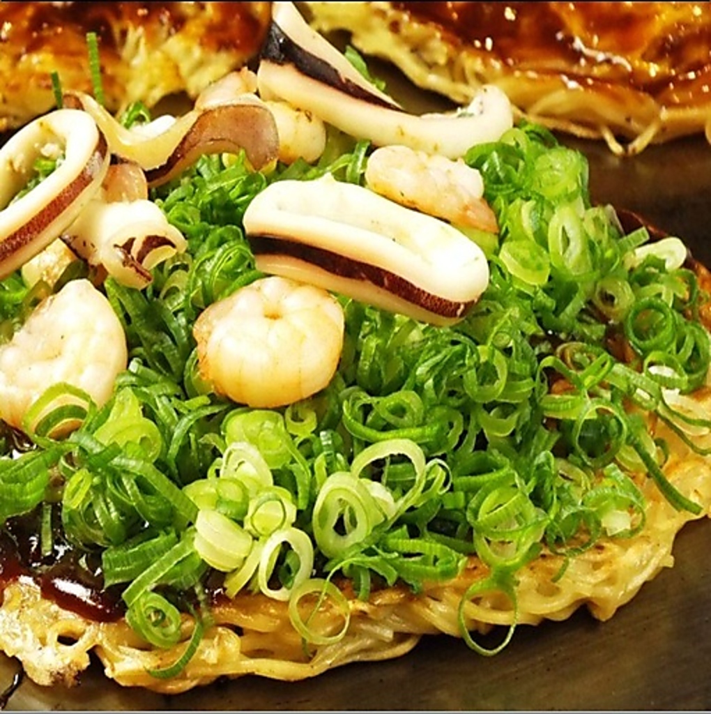 1番人気「弁兵衛スペシャル」。お酒のお供に、メイン料理にも◎アツアツでお楽しみください♪