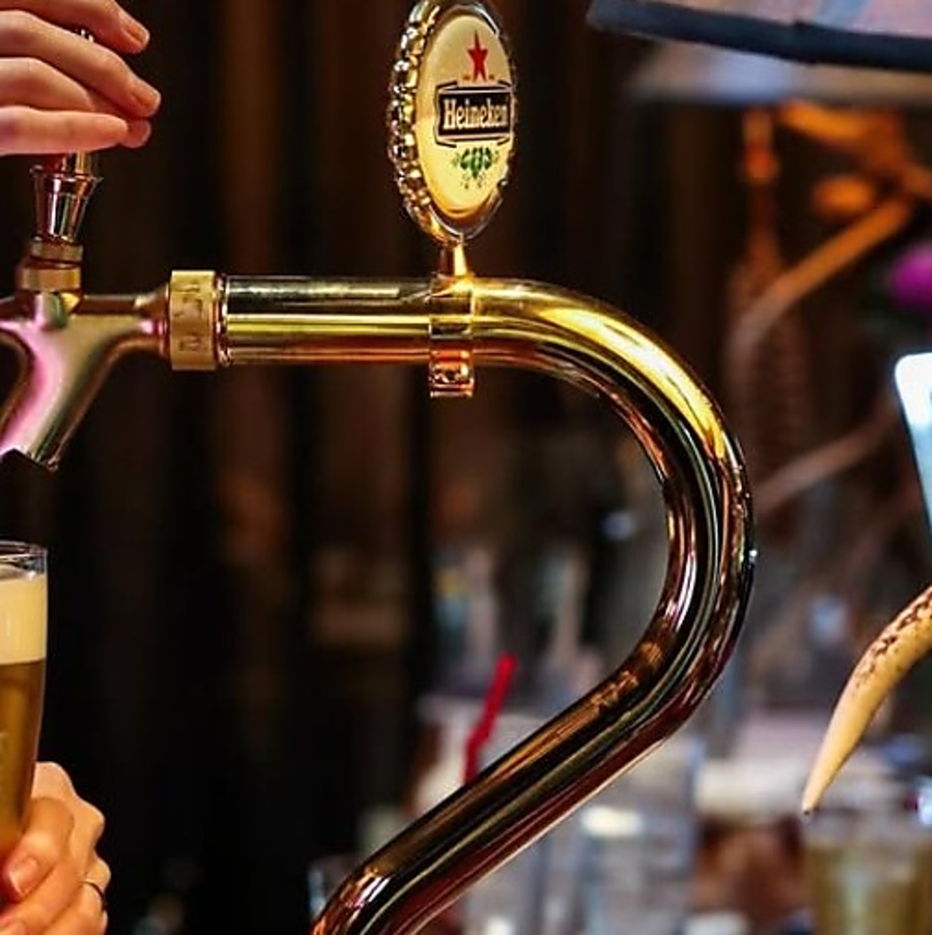 天神 個室 飲み放題  誕生日 女子会 デート　おしゃれ 今泉 サプライズ ワイン 個室