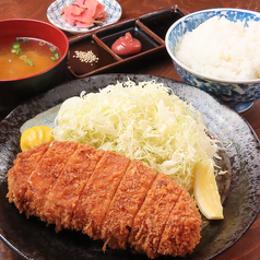 ロースカツ定食(上)
