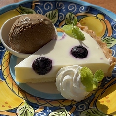 ケーキセット ＜10:00～17:00＞　※ショーケースの中から選んでください