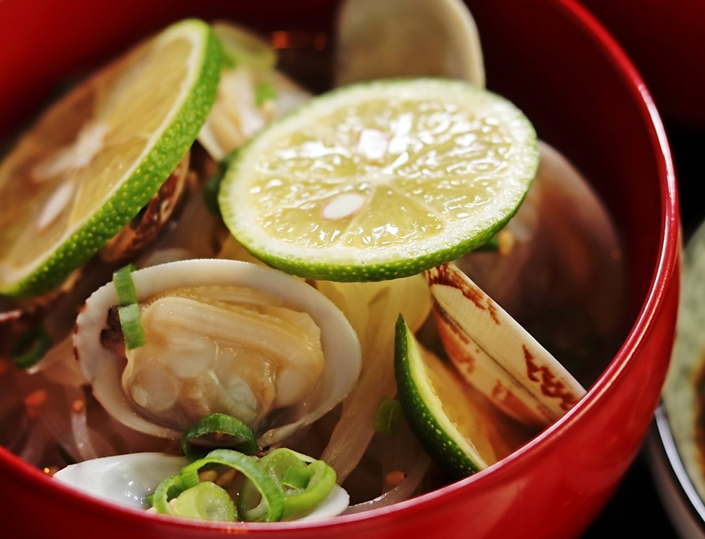 サッパリとした冷麺もございます。アサリの出汁が冷麺のスープのうまみとコクを引き出します