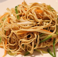 豆腐皮と野菜の和え物