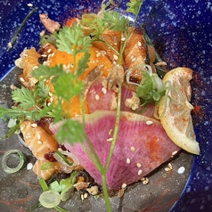 焼きニラサーモンユッケ
