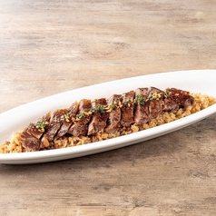 ステーキガーリックピラフ