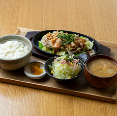 日替わり定食＆週替わり定食もご用意