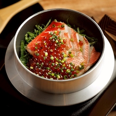 鮭といくらの親子釜飯