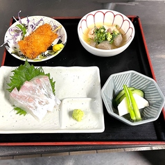 早割セット &nbsp;お料理4品＋ドリンク1杯付きセット♪