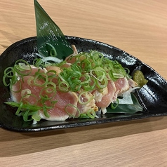 薩摩地鶏ムネ肉葱まみれの写真