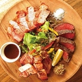 料理メニュー写真 贅沢お肉の豪華プレート