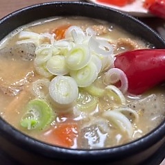 店主こだわりの沖縄家庭料理との新鮮なお肉を堪能★