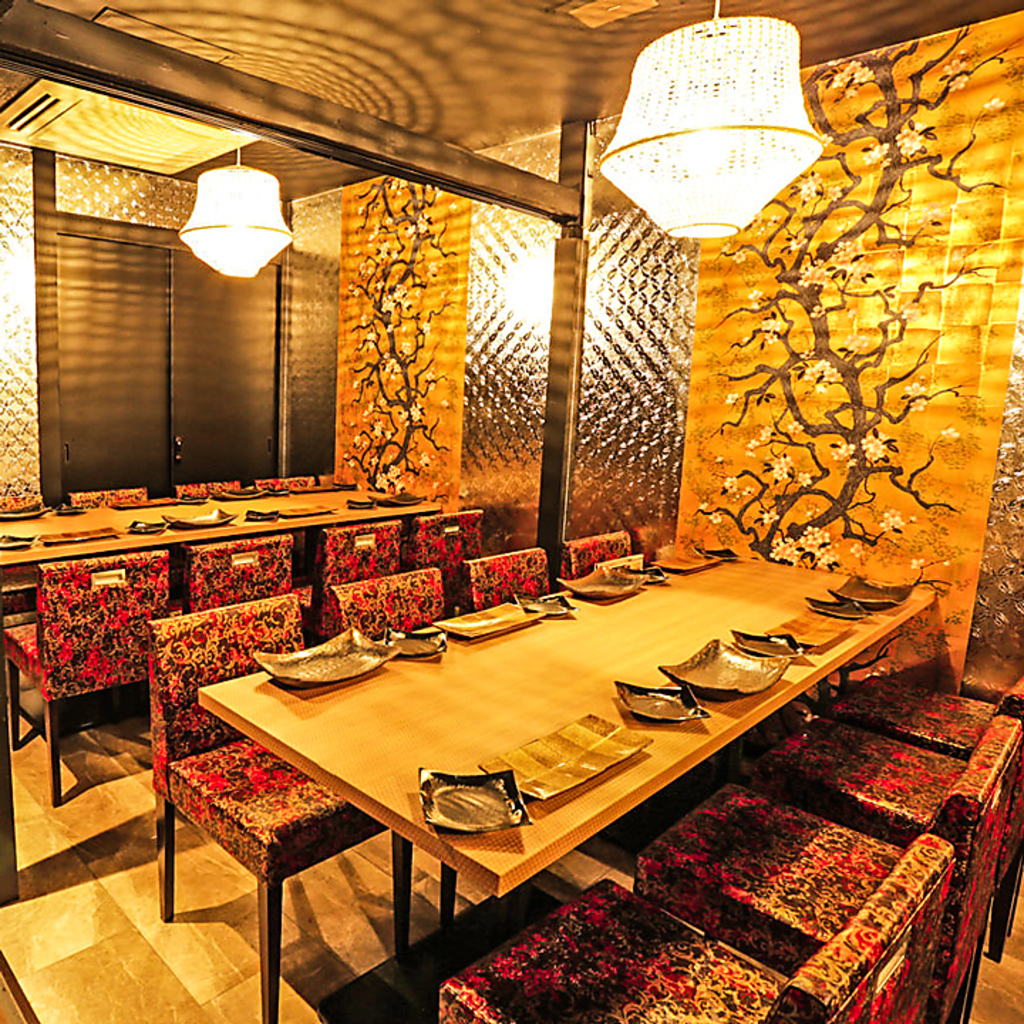 落ち着いたお洒落空間で大切な方と素敵なひとときを…。誕生日や記念日にはサプライズも♪