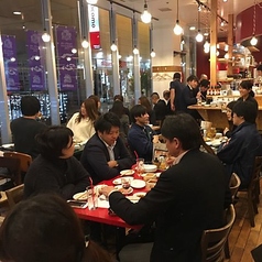 餃子家 龍 横川駅前店の雰囲気2