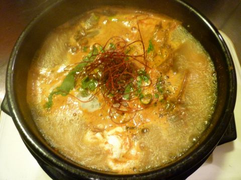 韓国家庭料理の味を堪能していただけます。温かいユッケジャンスープは冬にぴったり！