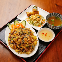 牛肉と高菜炒飯セット