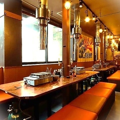 【大小さまざまなお席をご用意】人数に合わせてお席をご用意可能です♪気の合うお友達との飲み会や女子会などに是非ご利用ください。また、新鮮な海の幸を味わいながら、ゆったりとおくつろぎください。