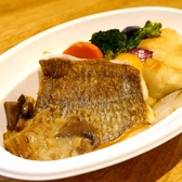 【当日注文可能】のテイクアウトメニューもございます。お惣菜も量り売りや、9種盛りなどで販売できます。温かいお料理は調理にお時間いただきますので、お電話でご注文いただくとスムーズです。メニューはホームページをご覧下さい。