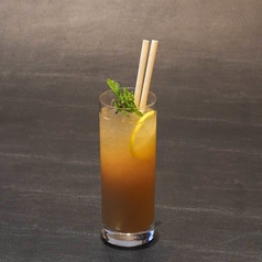 沖縄食材を使ったモクテル（ノンアルコールカクテル）の写真