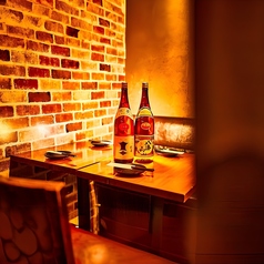 静寂な和風個室で、特別な時間をお過ごしください。