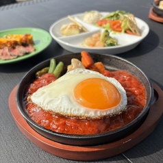 トマトソースのエッグハンバーグ