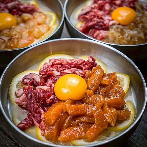 赤身焼肉と韓国料理 ウシノカリスマ 小倉店