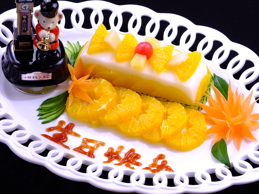 誕生日にオススメ★メッセージ入りケーキ＆飲み放題付きコース2980円。