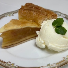 人気のアップルパイ