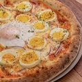 料理メニュー写真&nbsp;エッグマンピザ