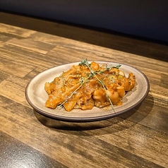 トリッパとコリコリホルモンのトマト煮込み