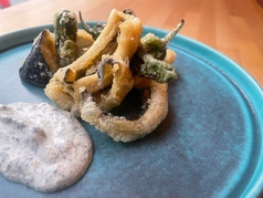 穴子と夏野菜のフリット ハーブクリームソース