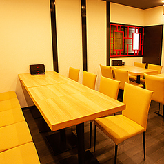 刀削麺園 トウショウメンエン 銀座店の雰囲気2