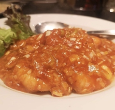 自慢の海老チリソース