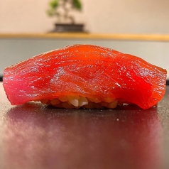 “美味しい”と“楽しい”が交わる鮨Sakuraの特別な時間