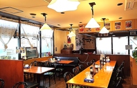 開放的な店内は掘りごたつのお席もあります！