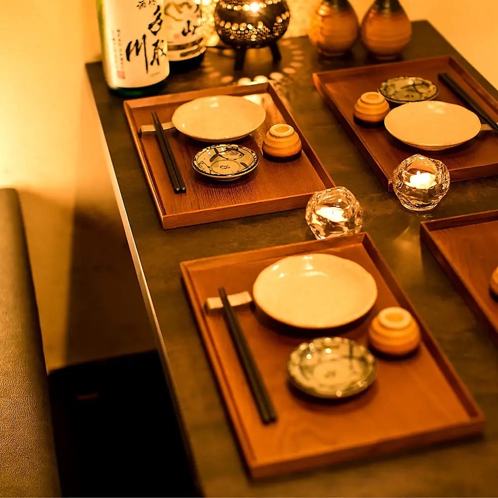 【小倉駅徒歩3分】個室で愉しむ九州名物と平松漁港直送の鮮魚！飲み放題付コース4000円～